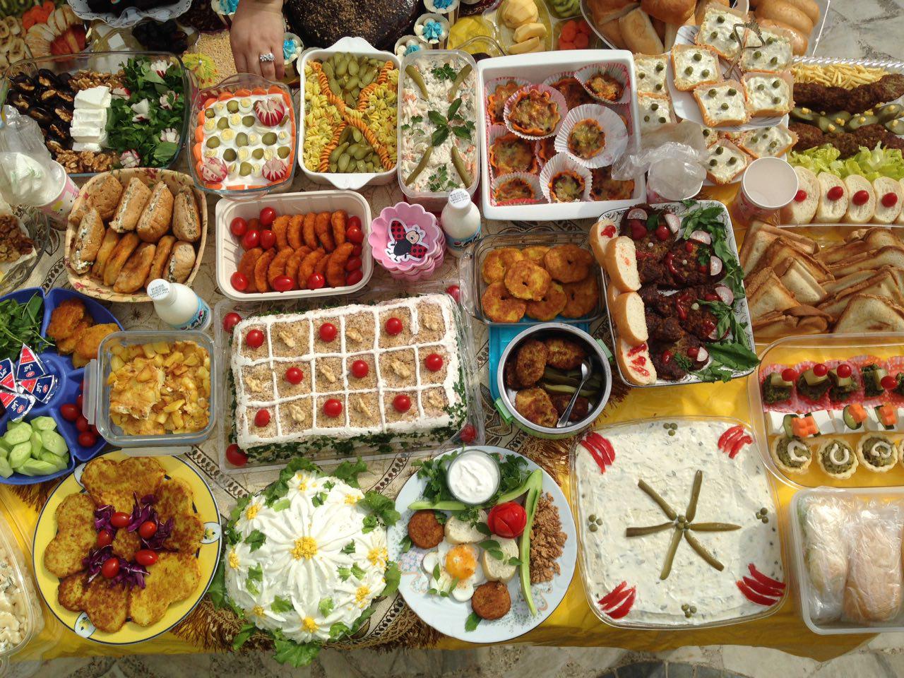 برگزاری سفره سلامت در دبستان باران اندیشه سال 95